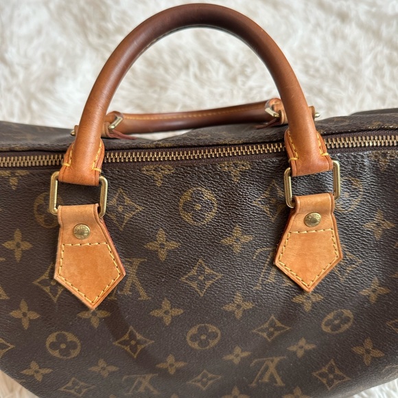 Louis Vuitton Speedy 30 excellent condition!!!! Authentic….it was my first LV ♥️ - Picture 2 of 8